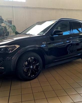 BMW X1 xDrive25e Business Advantage + GANCIO TRA