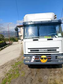 Camion Iveco eurocargo