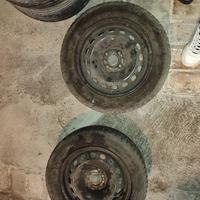 Cerchi in ferro con gomme Misure 175/65 R15