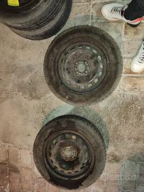 Cerchi in ferro con gomme Misure 175/65 R15