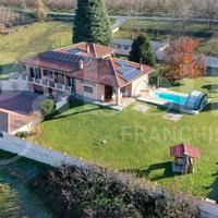 Villa o villino La Morra [Rif. 24/070VRG]