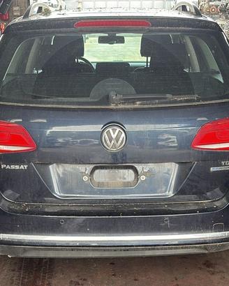 RICAMBI VW Passat B7 1.6 77kW 105Cv CAY 2011