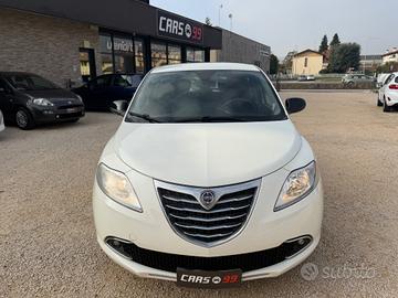 Lancia Ypsilon 1.2 69 CV 5 porte Platinum