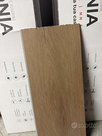 Pavimento SPC effetto legno nuovo – 32,5 m²