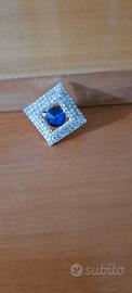 Anello con brillantini
