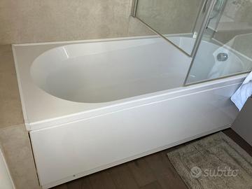 Vasca da bagno combinata con colonna idromassaggio