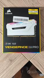 Corsair Vengeange RGB PRO DDR4 32GB (2x16)