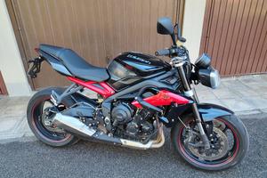 Triumph Street Triple R 2014
