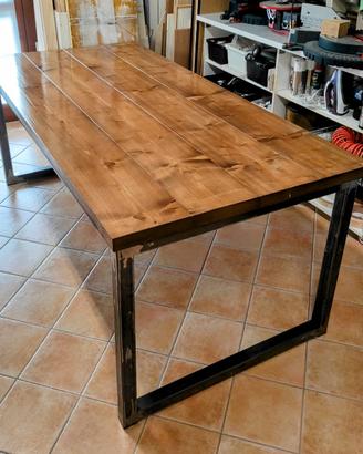 Tavolo industrial design legno massello ferro 
