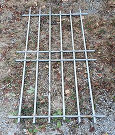 Due grate antiche fine Ottocento  in ferro