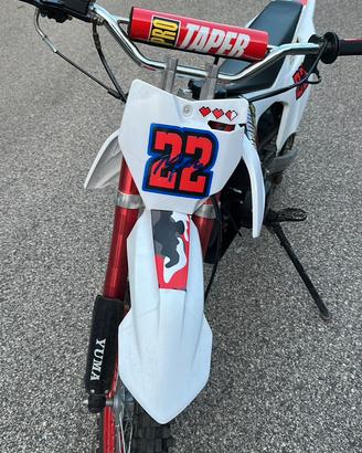 Motocross  yuma 125