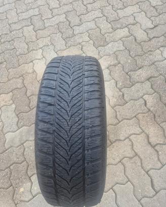 cerchi gomme nissan juke tekna 1.5 neve 16"