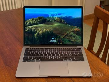 MacBook Air 13" 2018 - i5 16GB Ram 512GB SSD