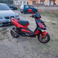 Aprilia SR 50 - 2004