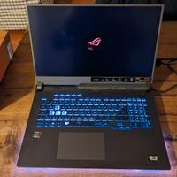 Asus Strix ROG g 713 Q