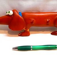 Cane Bassotto Vintage In Resina Con 2 Ganci