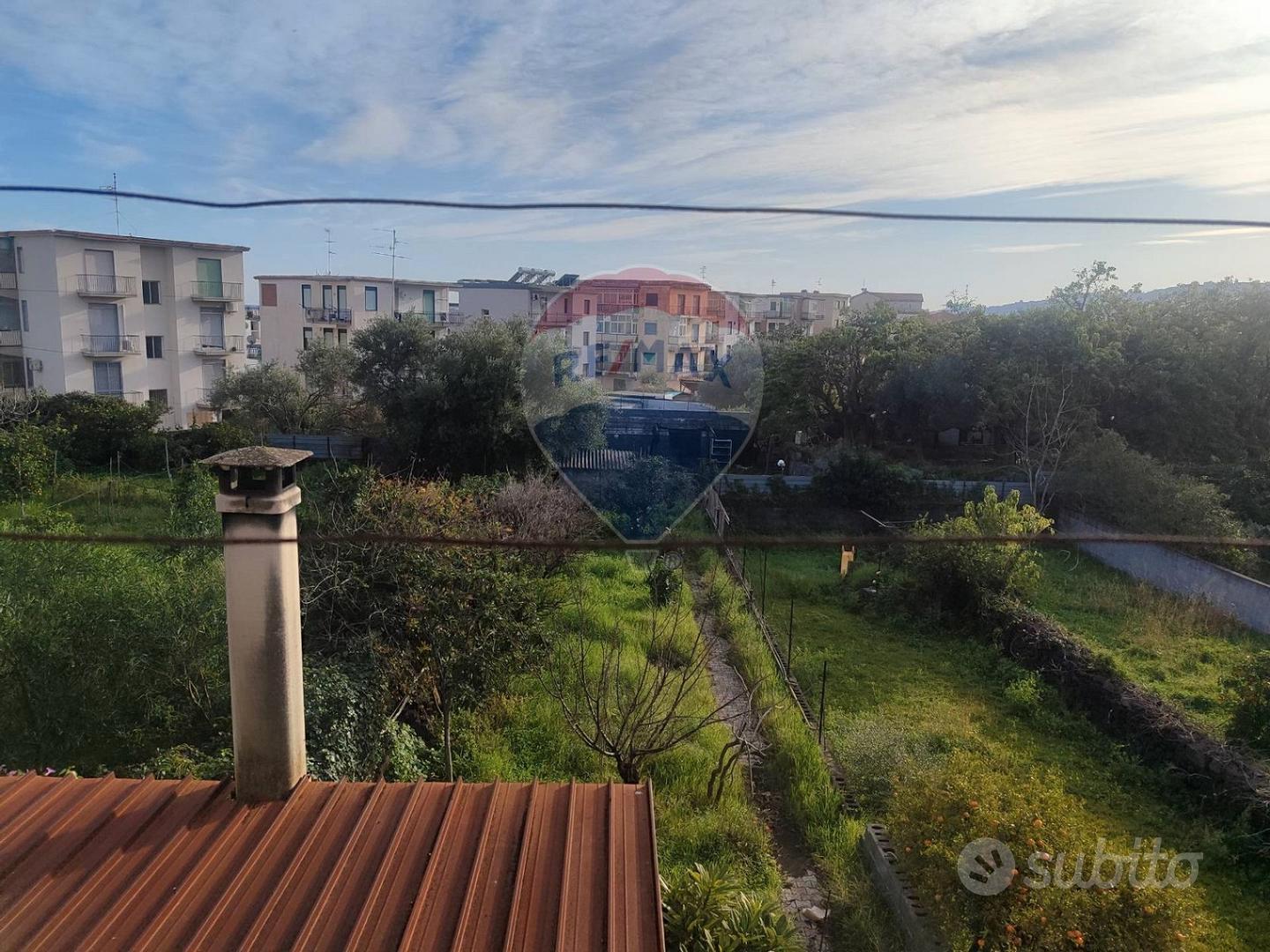 STAZZO Casa Indipendente con Giardino - Vista 5