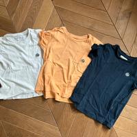 Lotto tre t-shirt di cotone taglia 5–6 anni