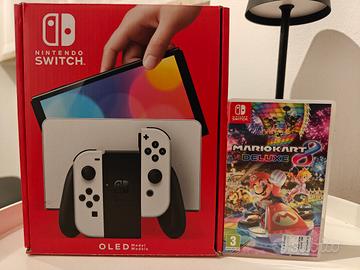 Nintendo Switch OLED + Mariokart 8 Deluxe 