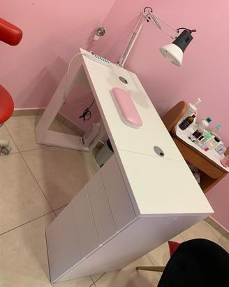 Tavolo manicure