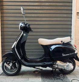 Vespa LX 150