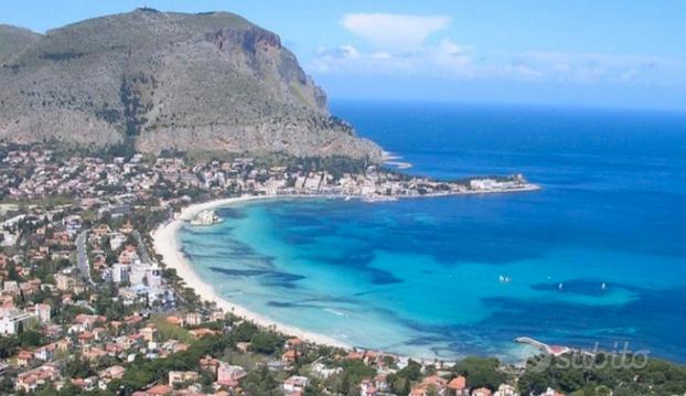 Mondello terreno edificabile Cb per bifamiliare