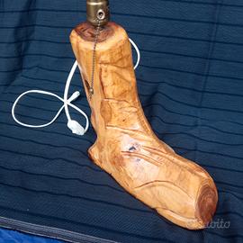 lampada in legno di ulivo stile retrò