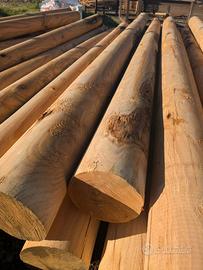 Pali torniti in legno di castagno