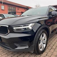 VOLVO XC40 T2 130CV MOMENTUM CORE