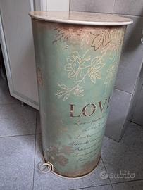 Portabiancheria  in latta fatto a mano