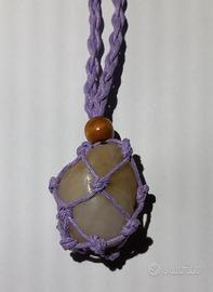 collana in corda con quarzo