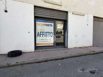 MAGAZZINO A CORIGLIANO-ROSSANO