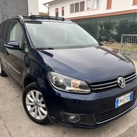 Volkswagen Touran 1.4 Metano tetto panoramico 2012