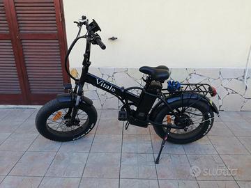 Bici pieghevole a pedalata assistita