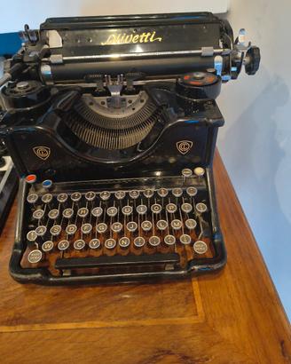 macchina da scrivere  Olivetti m50