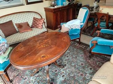 Tavolo a vela metà 800 in noce con piano intarsiat