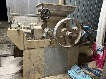 Fioccatrice Schiacciatrice per cereali