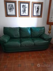 2 divani in pelle verde inglese