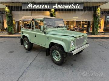 LAND ROVER Defender 300 TDI SOFT TOP 6 POSTI RES