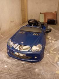 auto a pedali per bambino