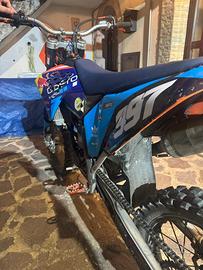 Cross ktm 250 4 tempi