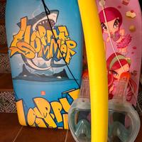 2 Maschere da sub Decathlon e 2 tavole da surf