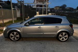 Opel astra h
