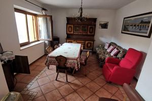 Ingresso indipendente piano terra