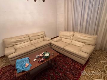 Coppia divani: 3 e 2 posti in pelle nappa 