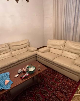 Coppia divani: 3 e 2 posti in pelle nappa 