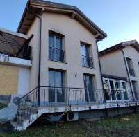 Villa a Barasso VA
