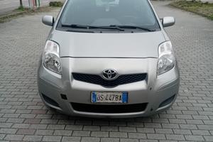 Toyota yaris 1.3 benzina 2008