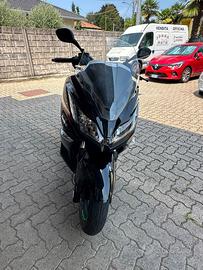 Kawasaki j300 scooter anno 2015 12000km