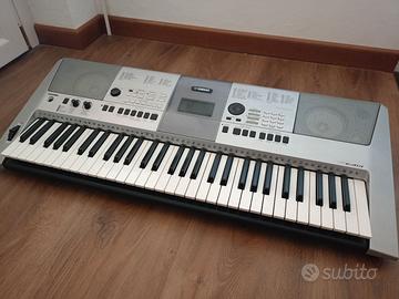 Tastiera Yamaha PSR e413